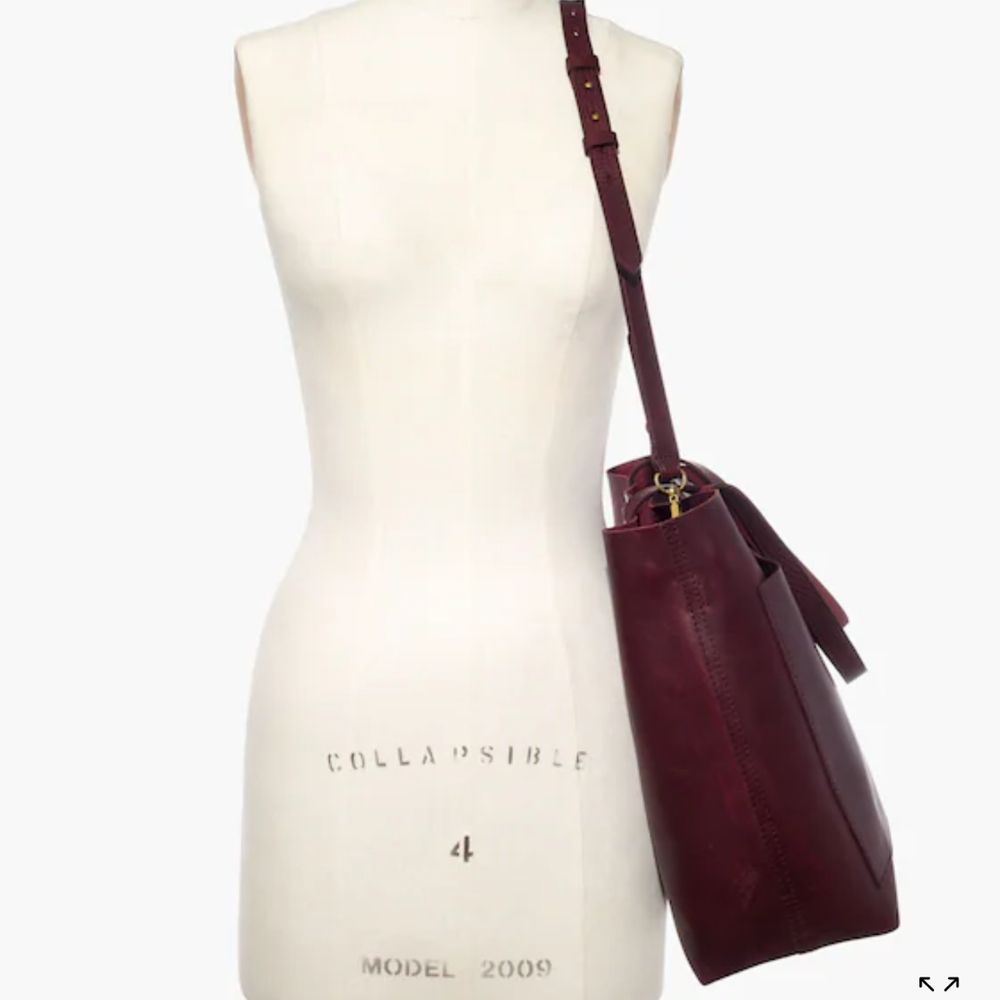 Madewell Medium Leather Transport Tote - Picture 2 of 13